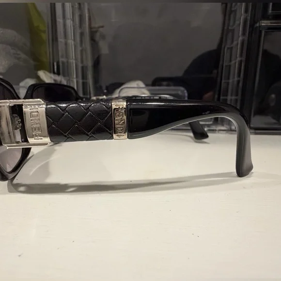 Fendi FS445 Black Quilted Sunglasses - Picture 7 of 9